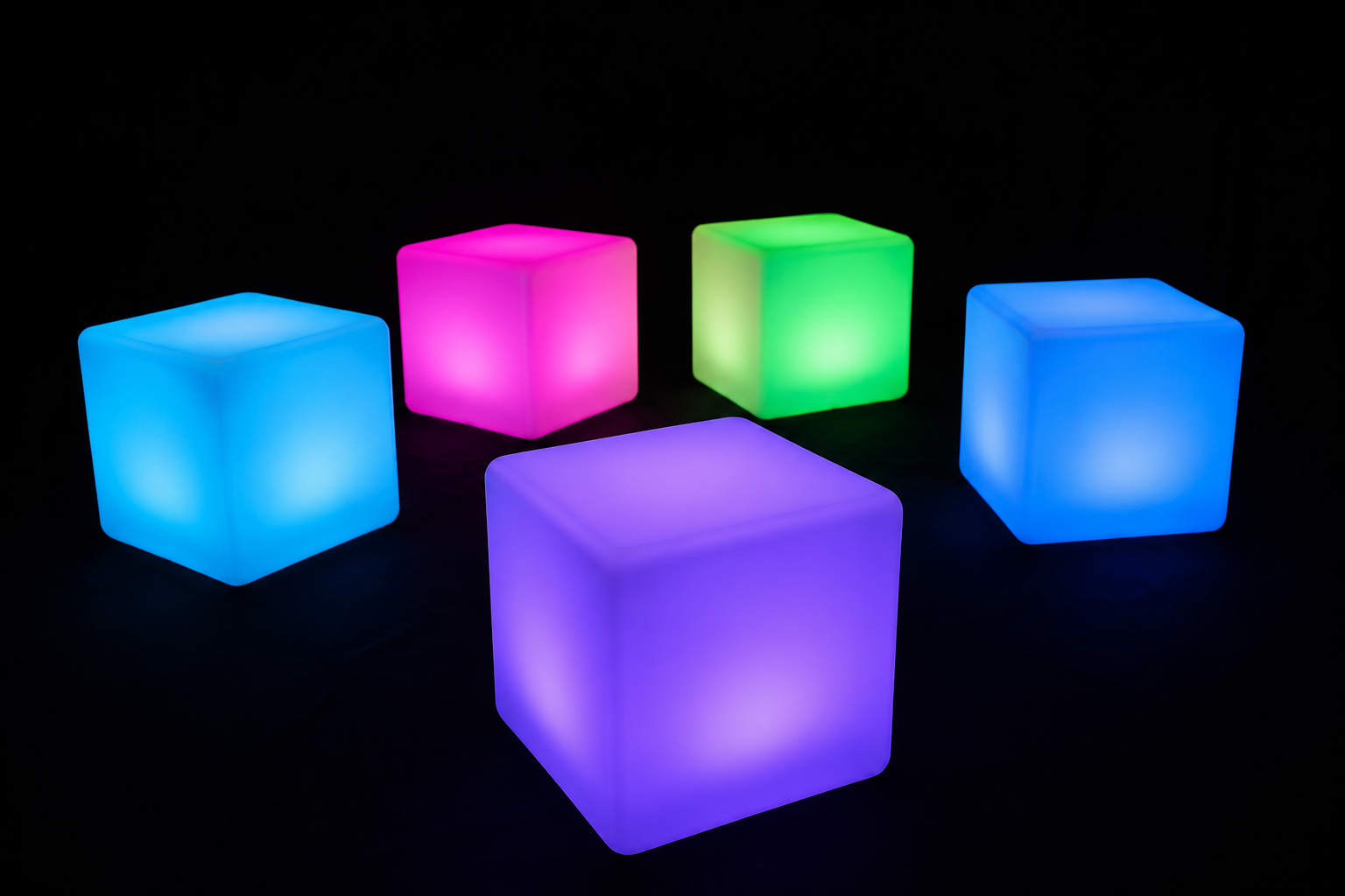 LUX Cube Chair